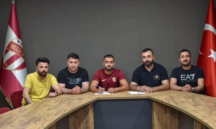İnegölspor’a Sakaryaspor’dan transfer