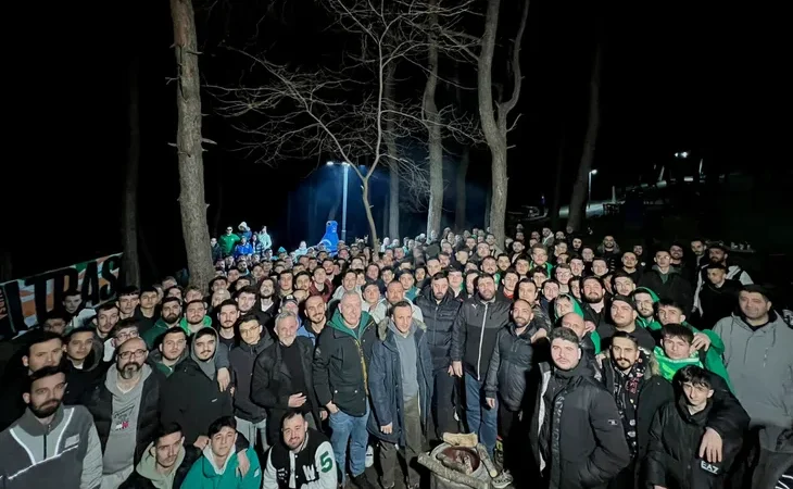 Teksas omuz omuza!..