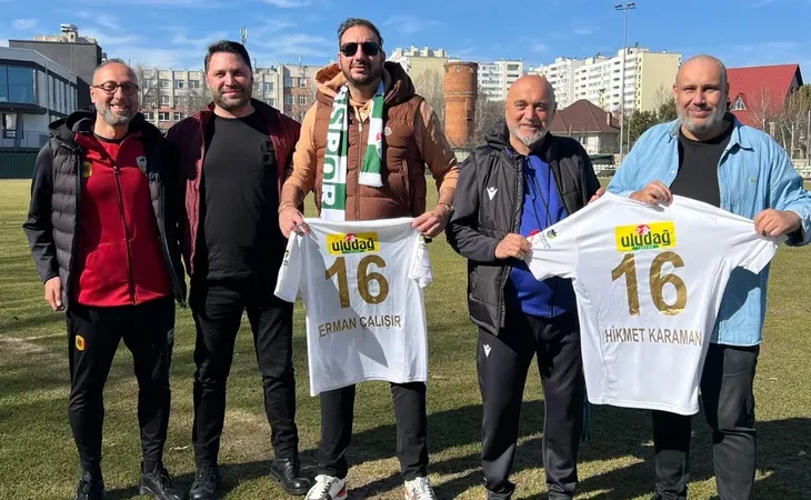 Moldova’da Hikmet Karaman’a Bursaspor jesti!..
