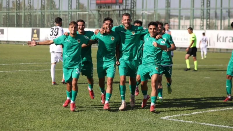 Bursa ekibi rakibini eledi