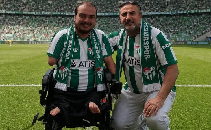 Müzisyen Çelik’ten Bursaspor’a teşekkür!