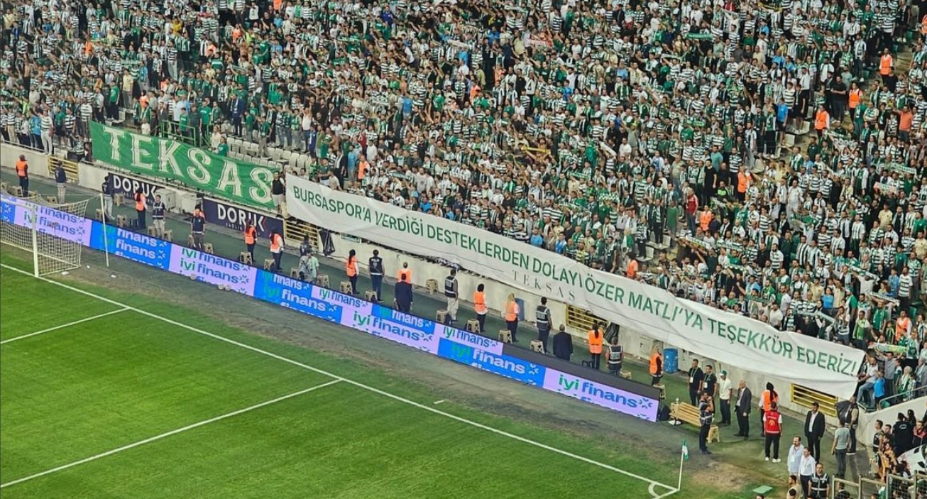 Teksas’tan Özer Matlı’ya pankartlı teşekkür