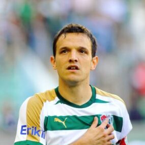 EMRE16 kullanıcısının profil fotoğrafı